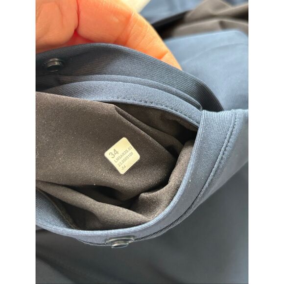 NWOT LULULEMON ABC Classic-Fit 5 Pocket Pant Warpstreme, navy $138 Sz 34 B25 - Picture 4 of 9
